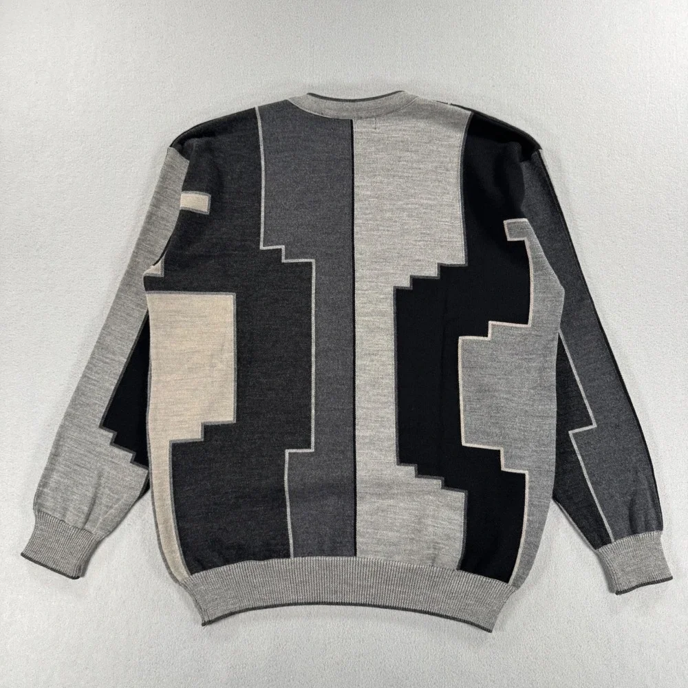 Tundra Sweater Geometric Colorblock Large Grey Black Merino Wool Canada Made